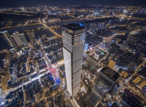 誰戴起了千年長(zhǎng)沙城的王冠