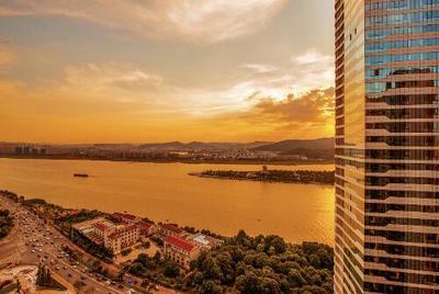 勇奪二環(huán)內(nèi)公寓銷冠 保利國際廣場上半年成績斐然|保利|國際|廣場_新浪新聞